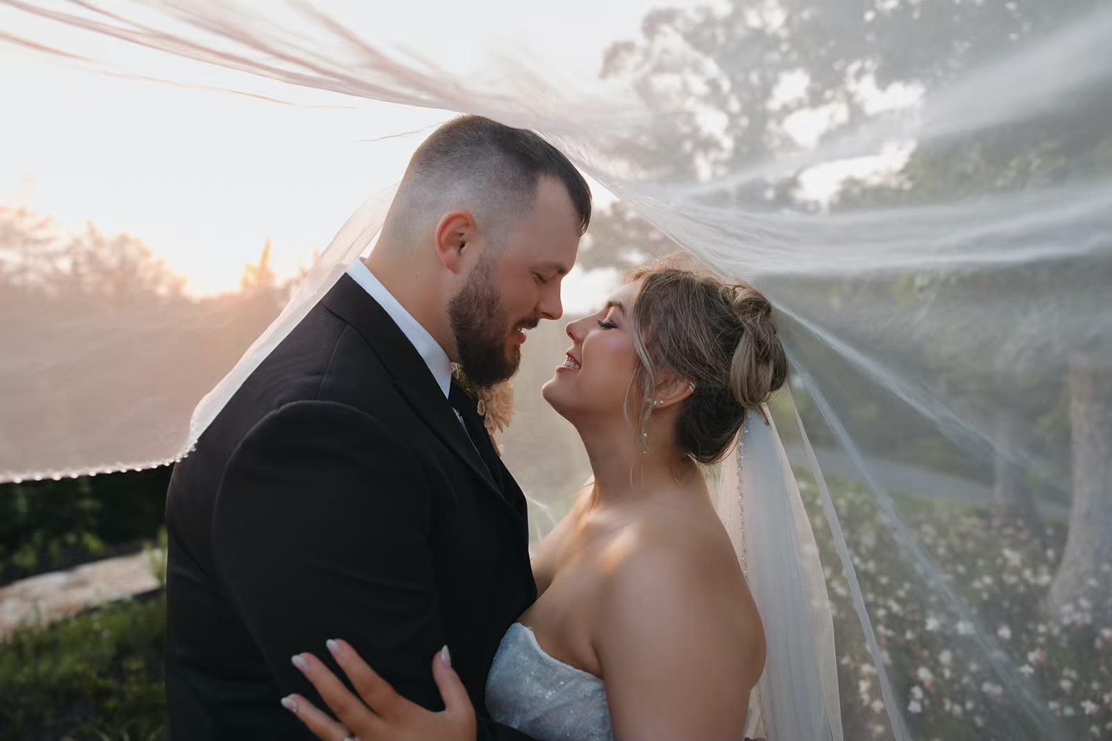 Nichols Heir wedding venue bride and groom outside